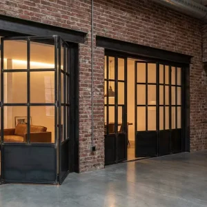 Aluminum Alloy Waterproof Minimalist Stacking Folding Door with Finished Surface for Exterior Patio Villa