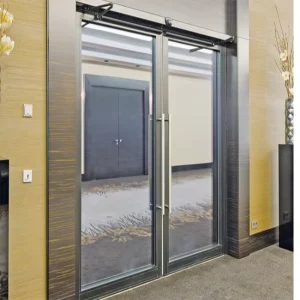 Aluminum Swing Door for Engineering and Household Use, Community Balconies and Bathrooms, Manufacturer