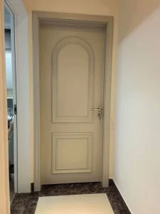 Customized Painted Wooden Interior Doors with Various Finishes for European-Style and Modern Spaces OEM