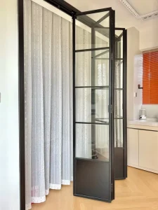 Customized Soundproof Aluminum Glass Sliding Doors, Waterproof, for Bedroom, Kitchen, and Hotel Use
