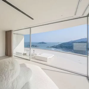 Factory Custom Thermal-Break Double-Glazed Waterproof Fire-Resistant Aluminum Alloy Sliding Door for Villa, Apartment, and Balcony Exterior