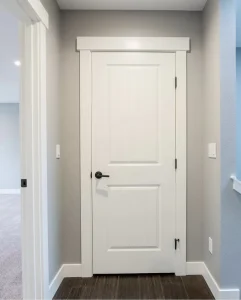 Interior Solid Wood Door with Modern House Style, Swing and Graphic Design for Apartments