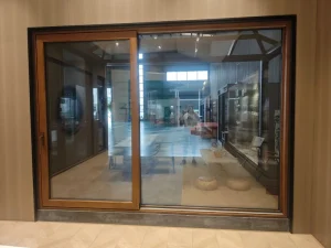 Modern Wood and Aluminum Frame Manual Sliding Door, Soundproof Heatproof Finished Surface for Bedroom and Villa Use