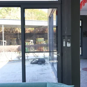 Narrow Frame Aluminum Alloy Swing Door with Thermal Insulation and Soundproofing for Apartment, Exterior, and Kitchen Use