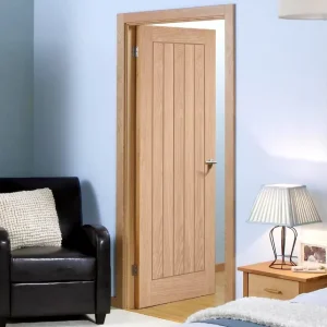 Solid Oak Wood Interior Door with Wood Panel Design