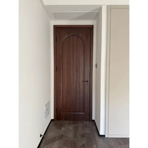 Solid Wood Minimalist Interior Doors with Sound Insulation for Bedroom, Kitchen, and Villa