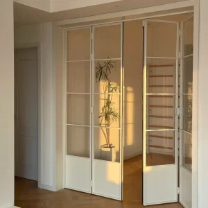 Ultra-Narrow Aluminum Sliding Glass Door for Interior Partition, Study, Kitchen, Villa, Hotel, and Outdoor Use