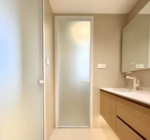 Waterproof Aluminum Bathroom Casement Doors with Privacy Frosted Glass for Home Wet Room Application