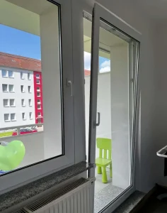 Apartment Balcony Aluminum Tilt and Turn Window Child Safety Inside Opening Double Glazed Soundproof Window