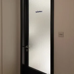 CE-Certified Tempered Glass Frosted Glass Aluminum Doors with Optional Thickness
