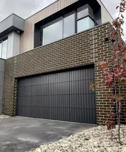 Custom Modern Electric Roll-Up Aluminum Garage Door with Waterproof Exterior Roller Shutter for Warehouses, Villas, and Entryways