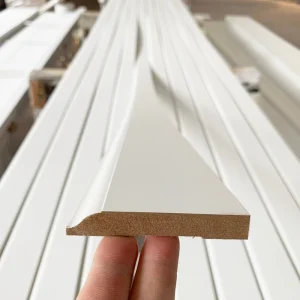Customized White Panel Primed MDF Colonial Baseboard and Door Casing Mouldings