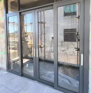 Heavy-Duty Windproof Waterproof Aluminum Sliding Door for Villa Balcony or Patio