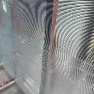 Industrial Influencer-style Ultra-clear Vertical Striped Tempered Embossed Glass Office Partitions Bathroom Doors