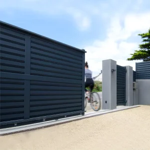 Modern Aluminium Louver Automated Sliding Fence Gate for House or Villa Entry