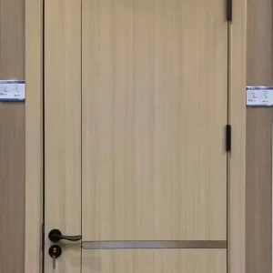 Solid Wood Custom Painted Finished Carved Double Swing Door with Sound Insulation for Hotel or Hospital Interior/Exterior Use