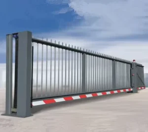 Wide-Span Suspended Gate with Unobstructed Passage for Industrial Park Entrances and Exits